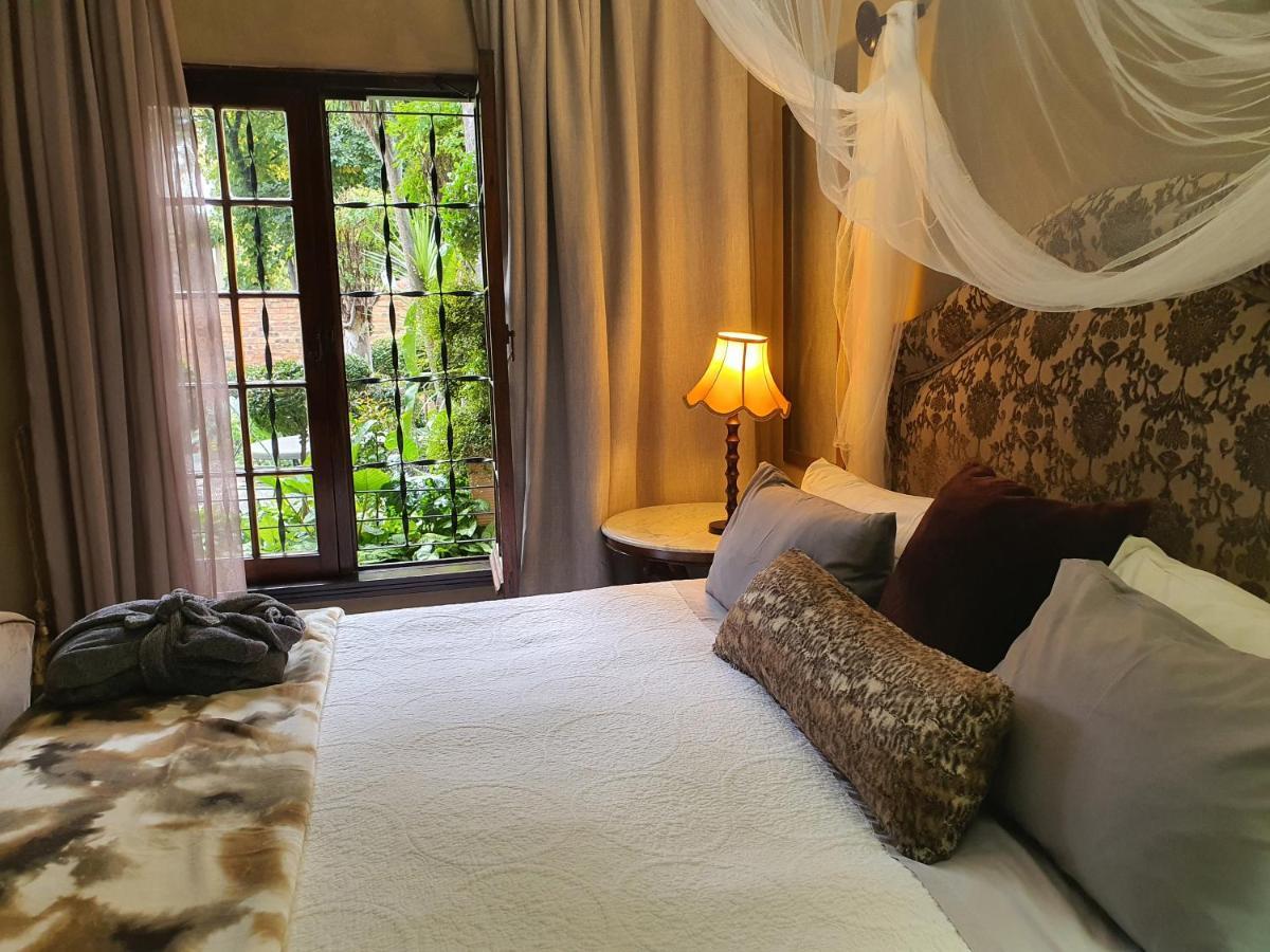 Waterhouse Guest Lodge In Waterkloof Pretoria-Noord Exterior foto