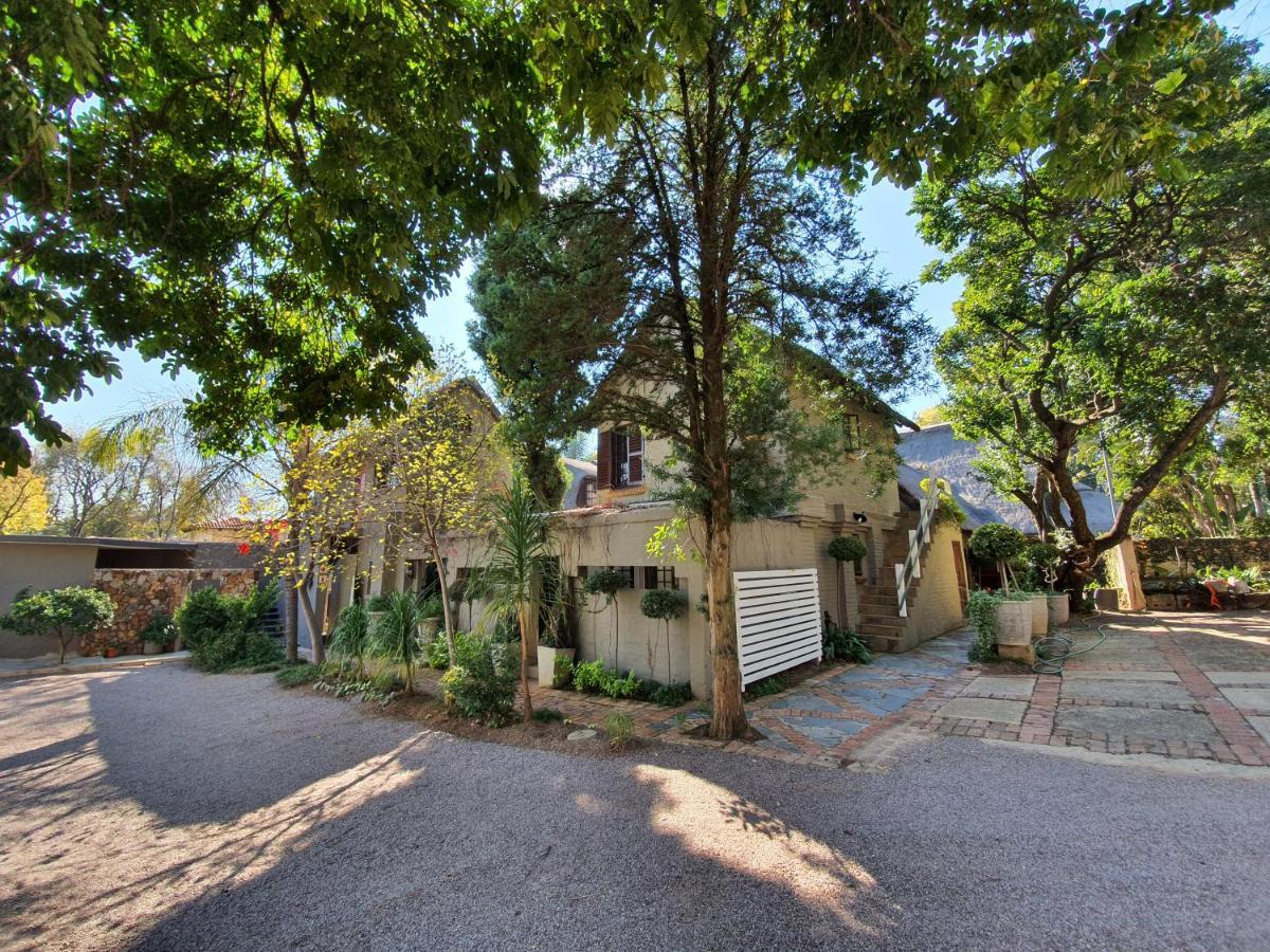 Waterhouse Guest Lodge In Waterkloof Pretoria-Noord Exterior foto